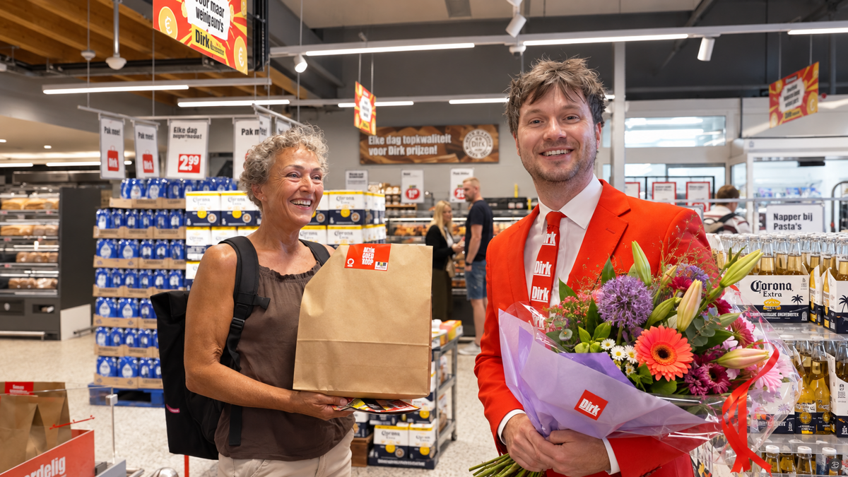 REDtas overhandigen 1