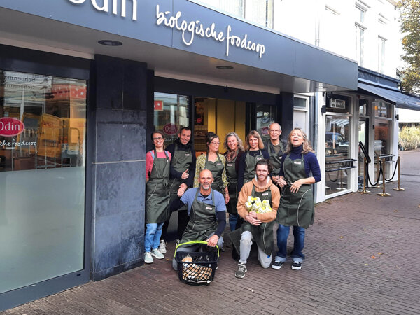 Biologische winkel Odin Bloemendaal bewerkt 2.jpg