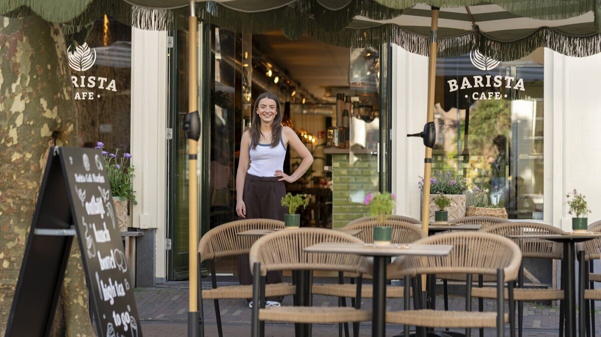 barista cafe haarlem.jpg
