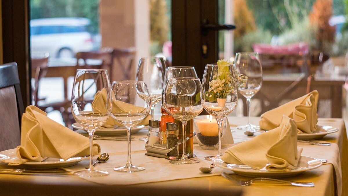 neshom-restaurant-449952_1920