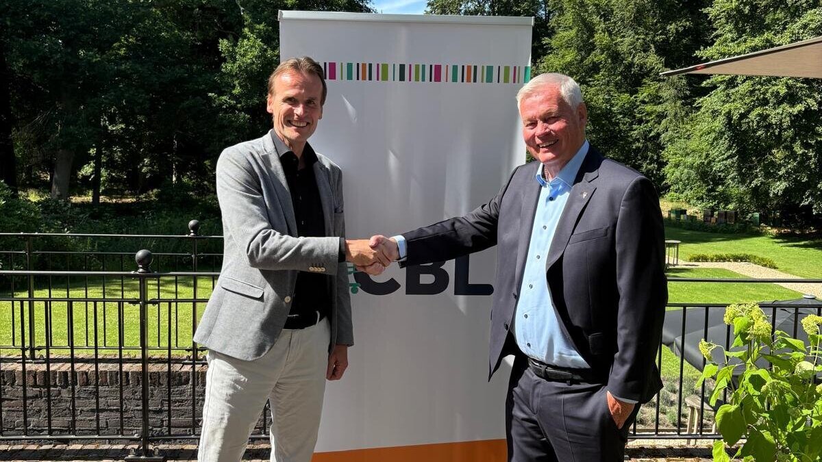 Voorzitterswissel Bert Roetert en Erik-Jan Mares